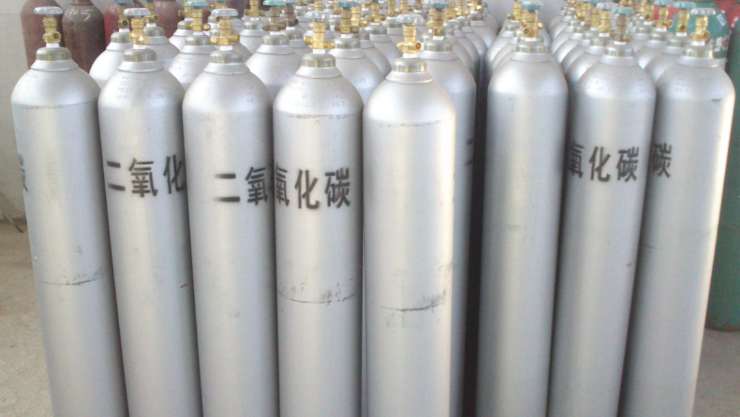 二氧化碳在生活中有哪些作用？